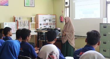 pendampingan calon karyawan/ calon pengusaha muda di lingkungan kab Demak